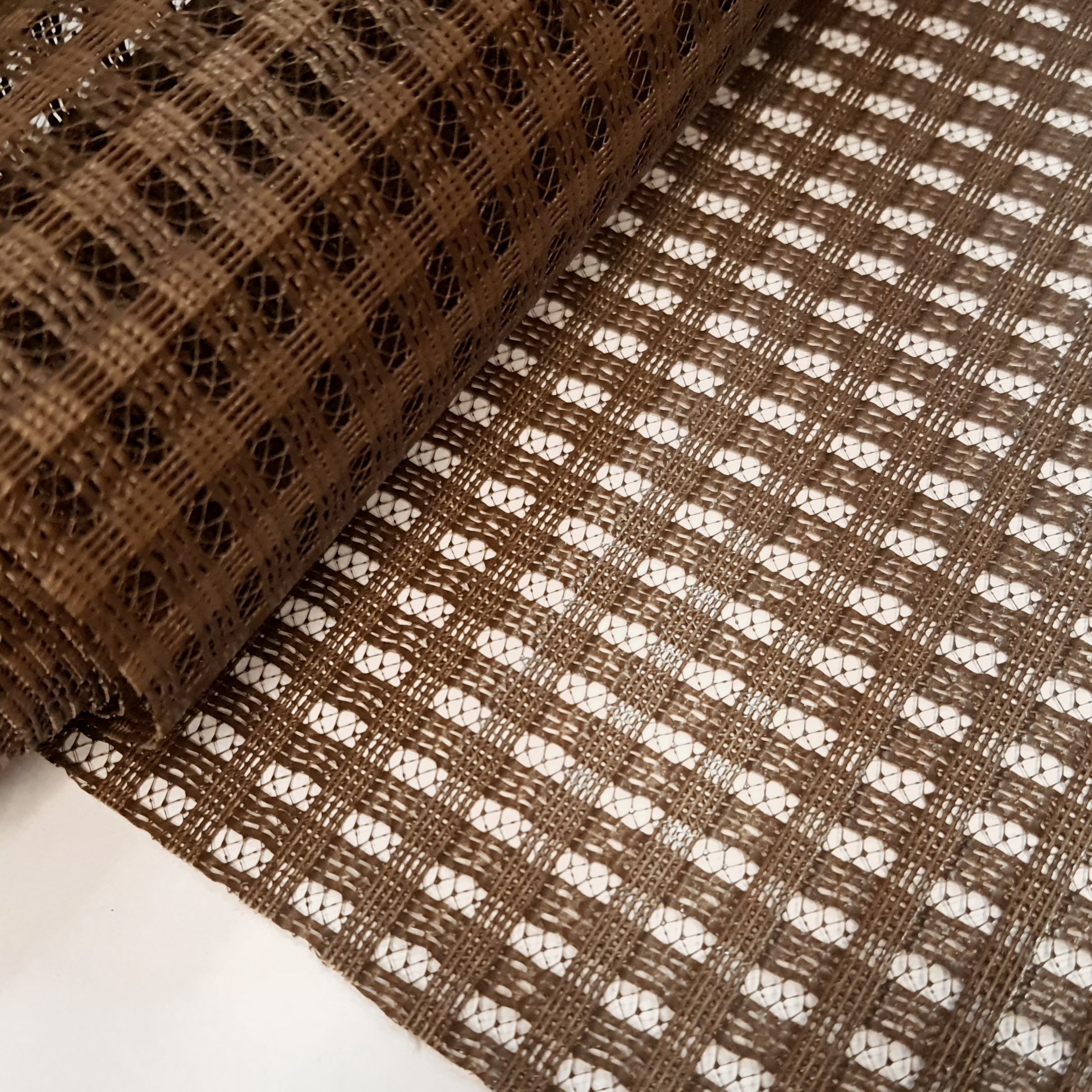 Tela Trançada - Larg 1,40m - Marrom - Cópia (1)