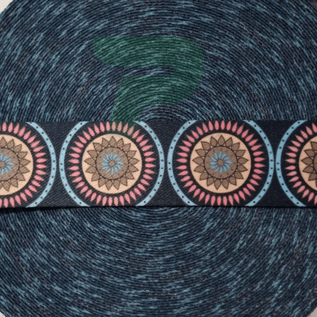 Alça de Poliéster Acetinada 40mm - Mandala Azul Marinho